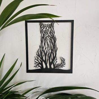 Un chat en arbre en origami.